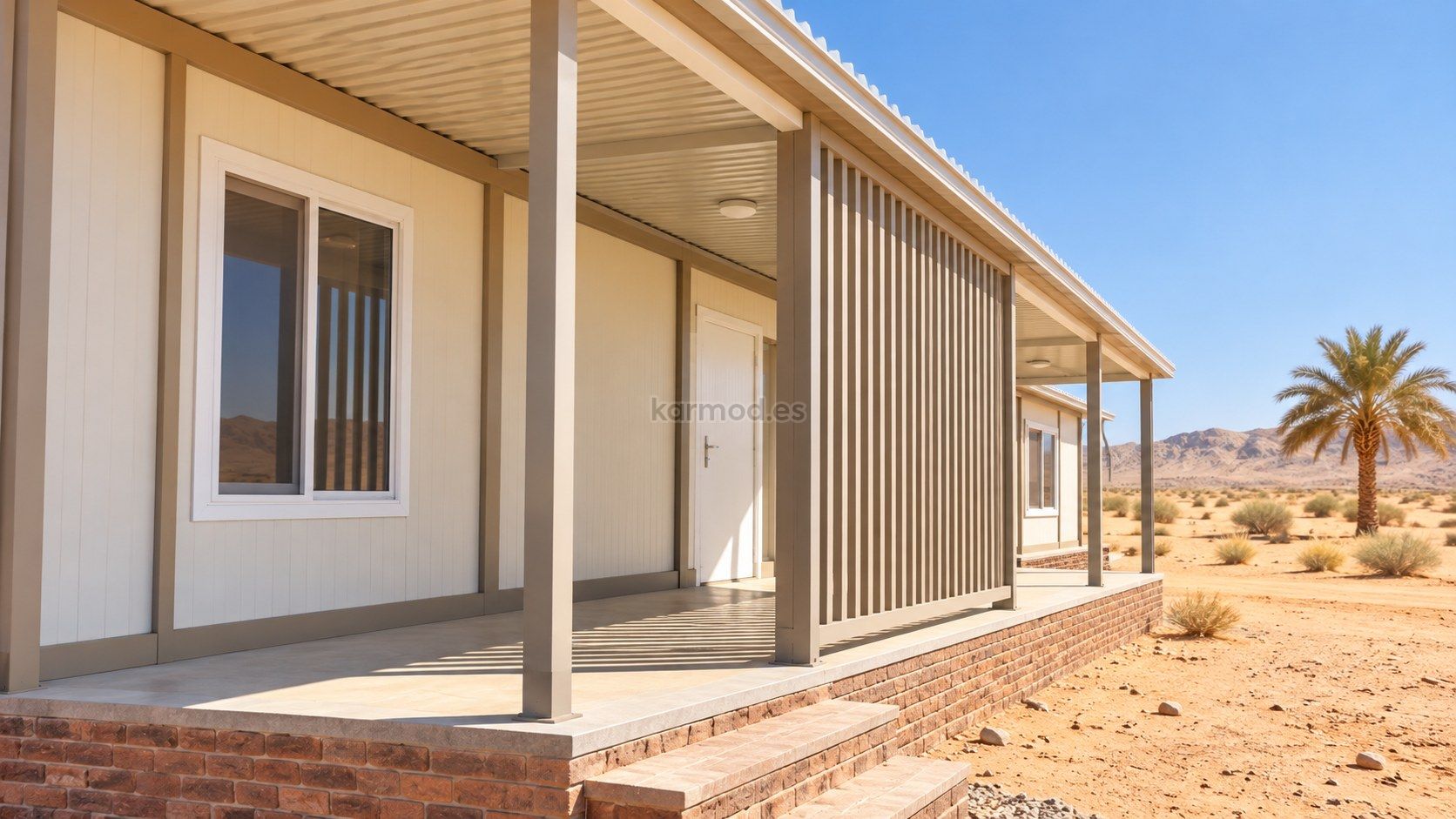 Visualización conceptual de un paso sombreado y una ventana protegida en un entorno inspirado en Arabia Saudí