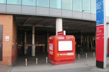 old-trafford-quioscos-comerciales-37156_1.jpg